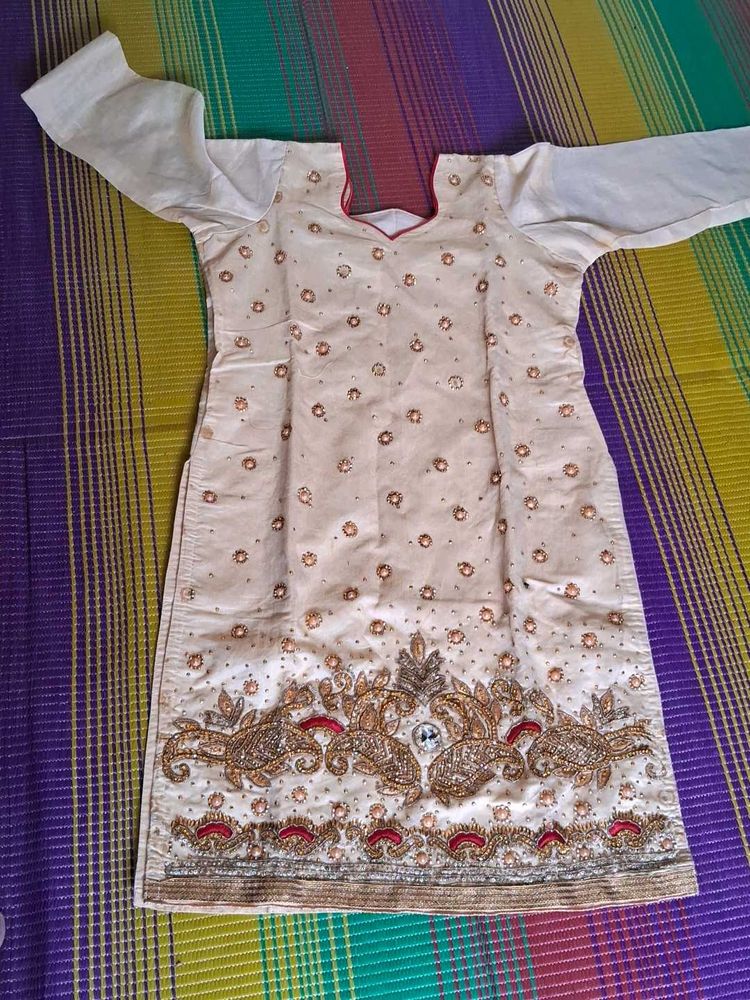 Kurta Dupatta Pickup 2