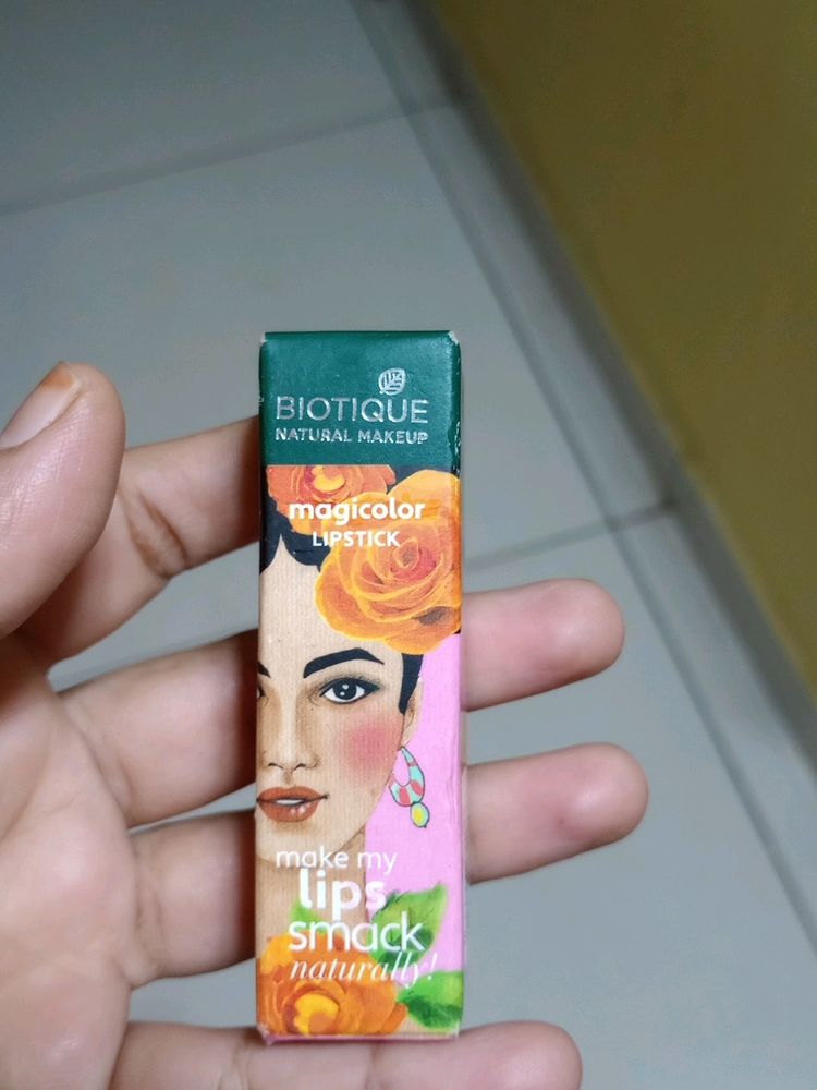 Biotique Magicolor Lipstick