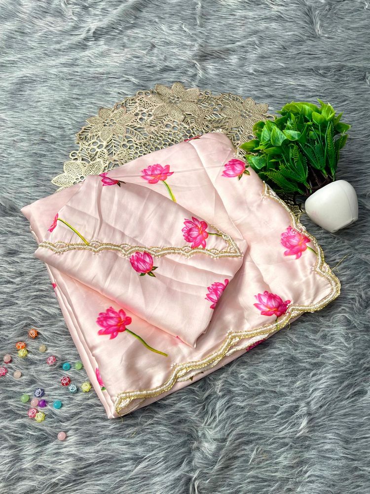 Floral Saree In pink