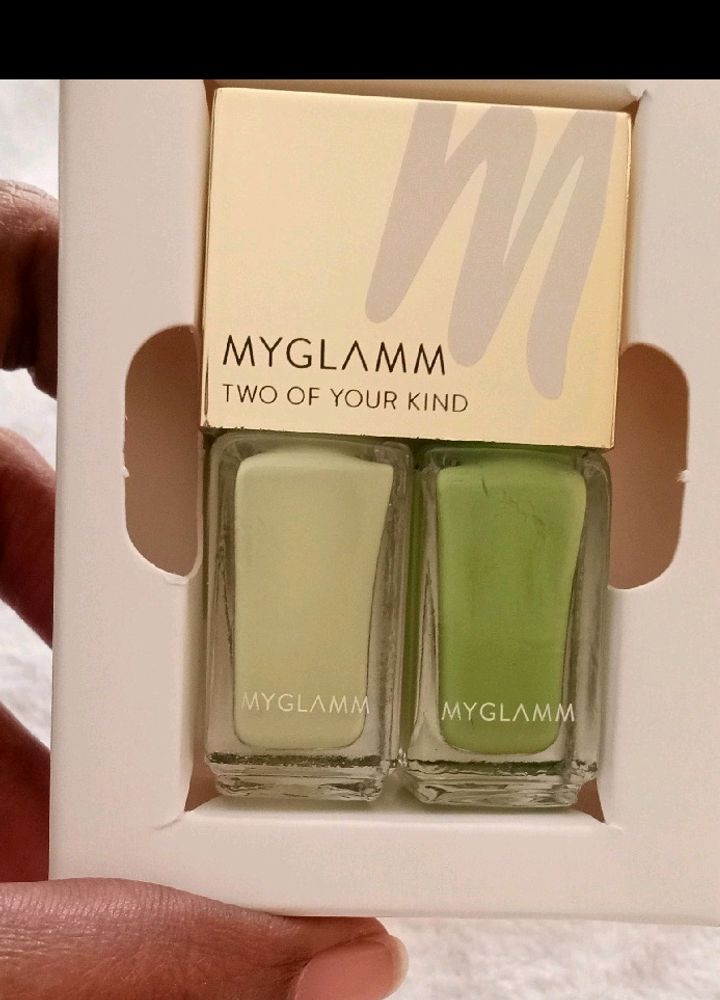 Myglamm Dual Nailpolish