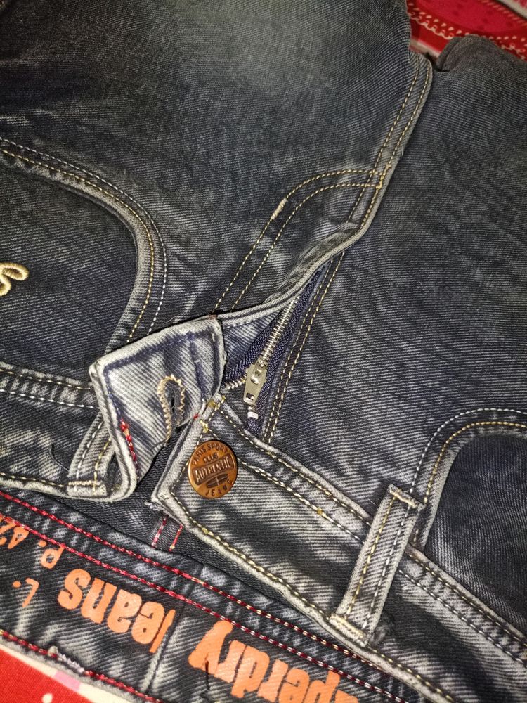 Branded Jeans 👖