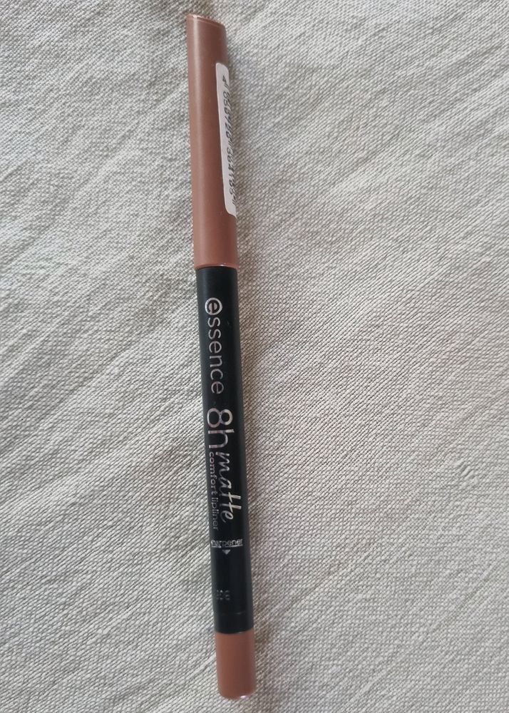 Essence Comfort Matte Lip Liner