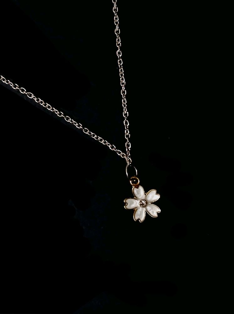 Flower Charm Pendent