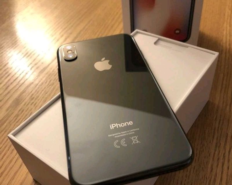 iPhone X