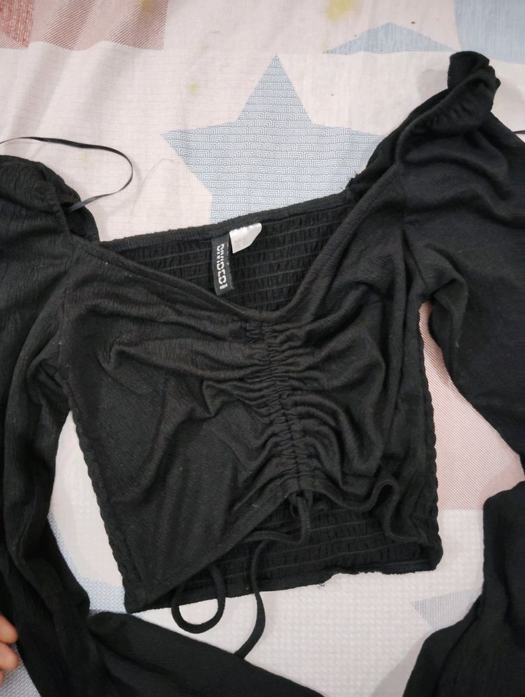 H&M Long Sleeve Crop Top