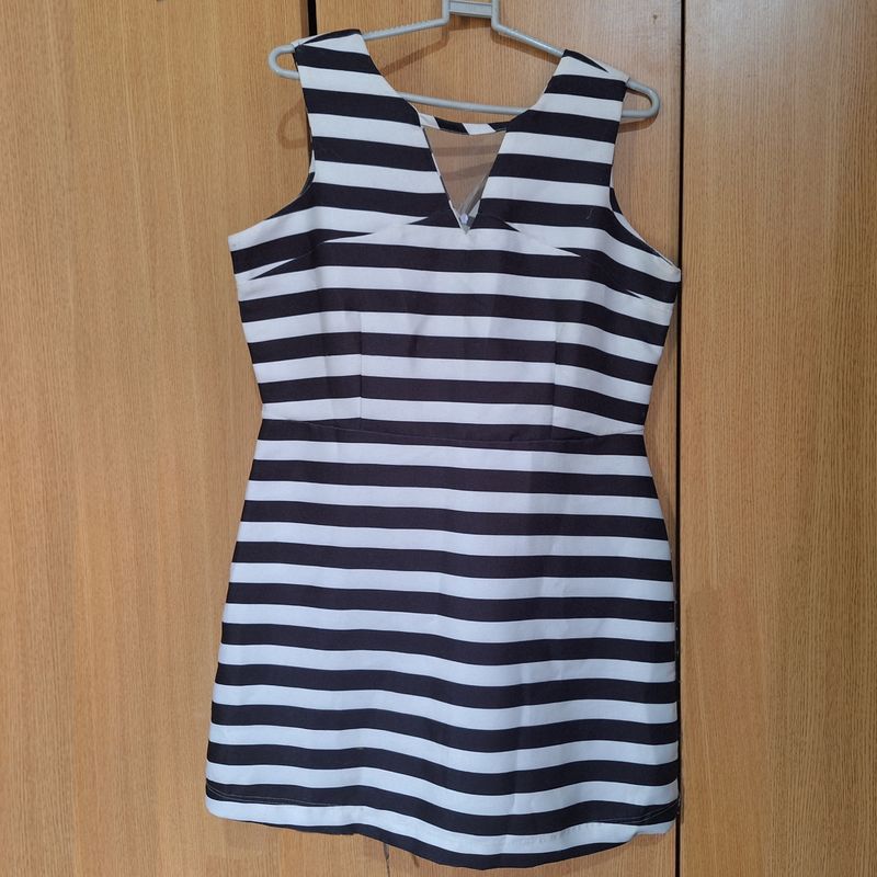 ELLE Black And White Stripes Dress