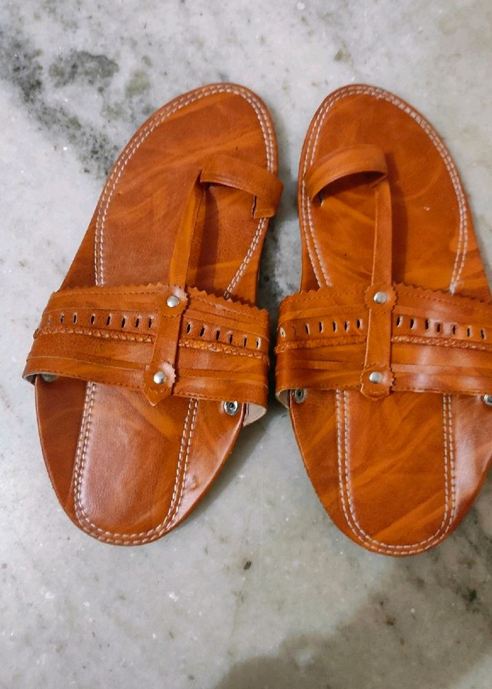 Kolhapuri Chappal