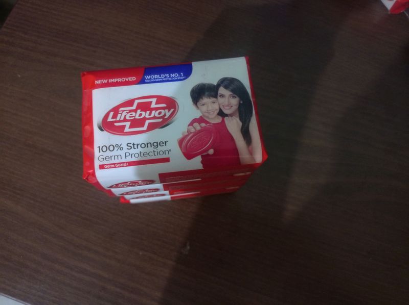 4 Lifebuoy Soap + 1Free