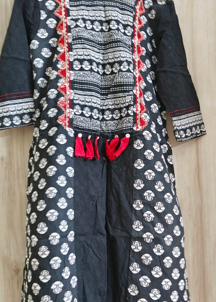 Black Kurta From Pantaloons