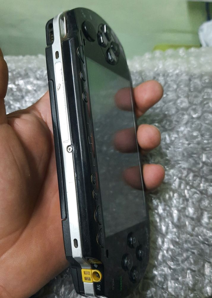 Sony PSP 1000 Model With Original Battery