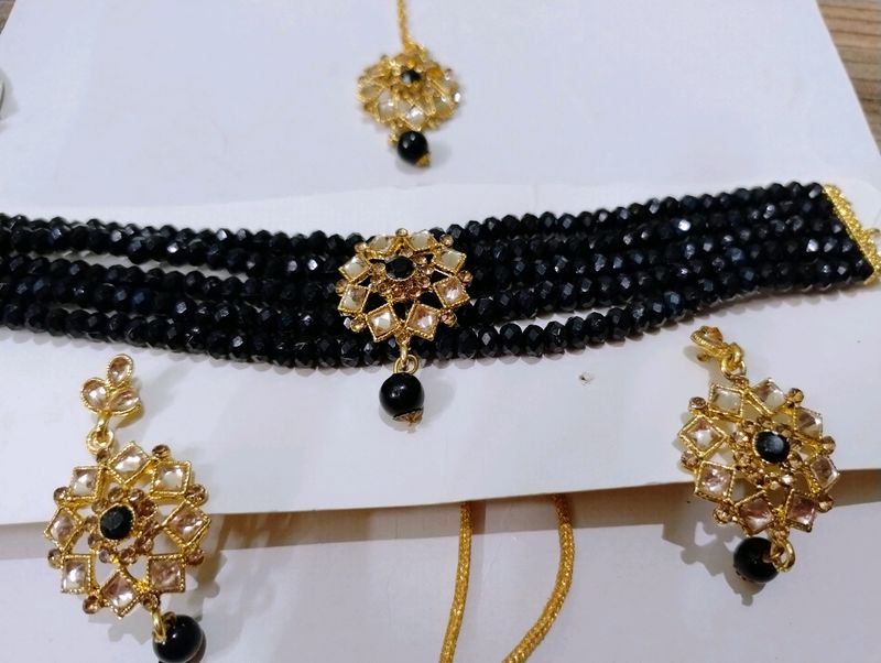 Choker Set