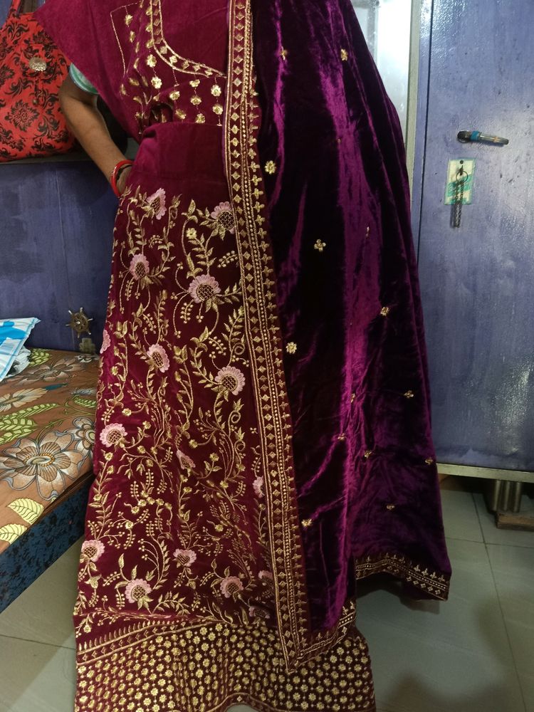 Heavy Bridel Velvet Lehenga 🥰🥰