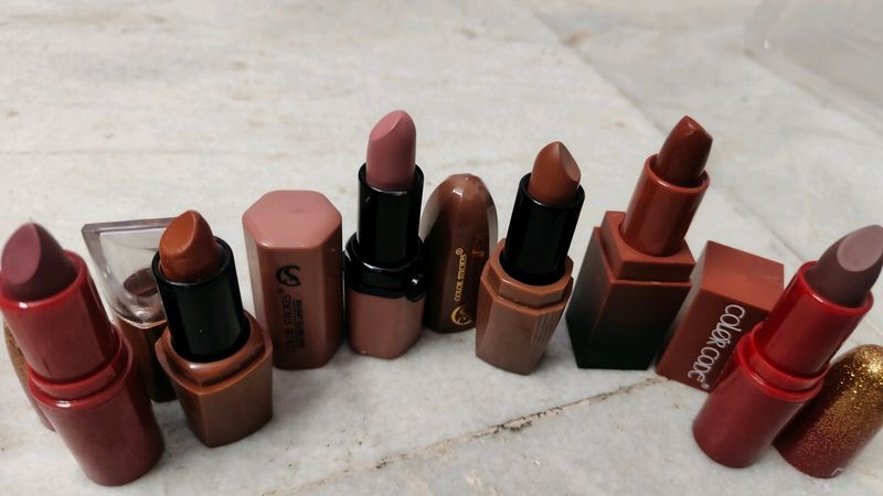 Brown & Nude Lipstick Combo