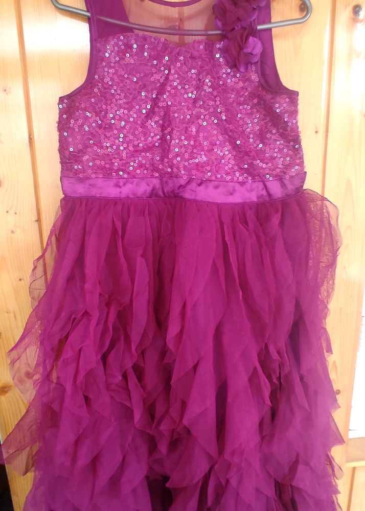 Party Wear Dress For Girls, Size- 9-10 Years