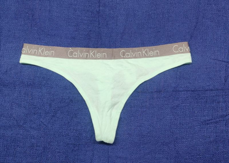 Calvin Klein Girls Panty Size/M