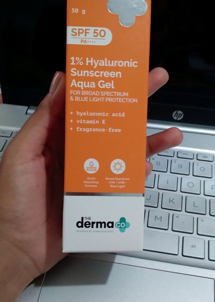 The Derma Co 1% Hyaluronic Sunscreen Aqua Gel