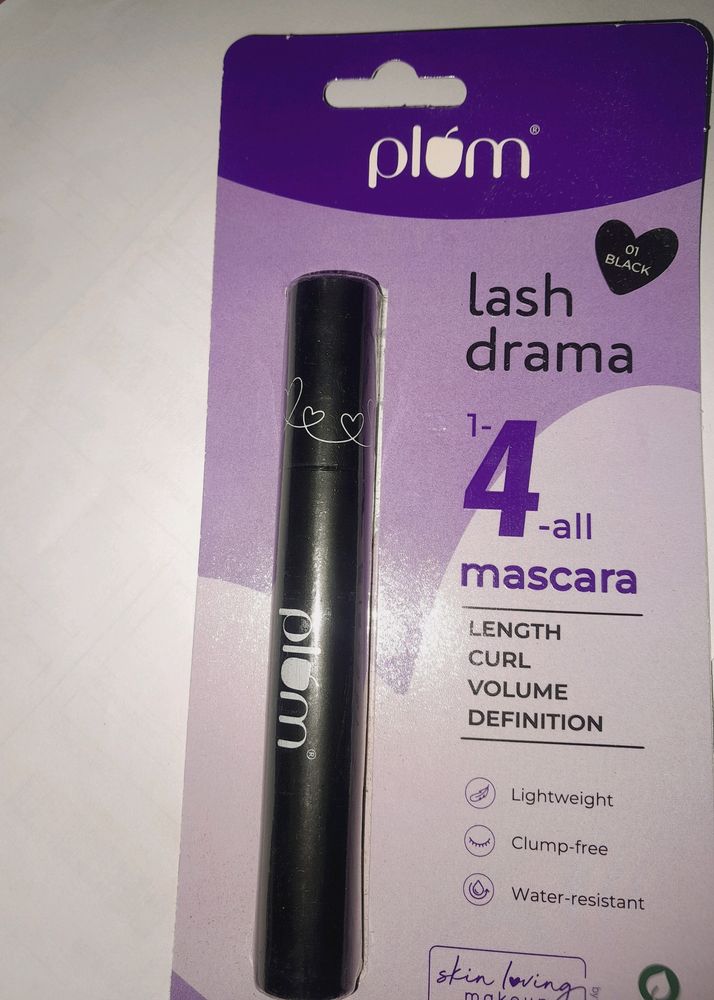 Plum  Mascara