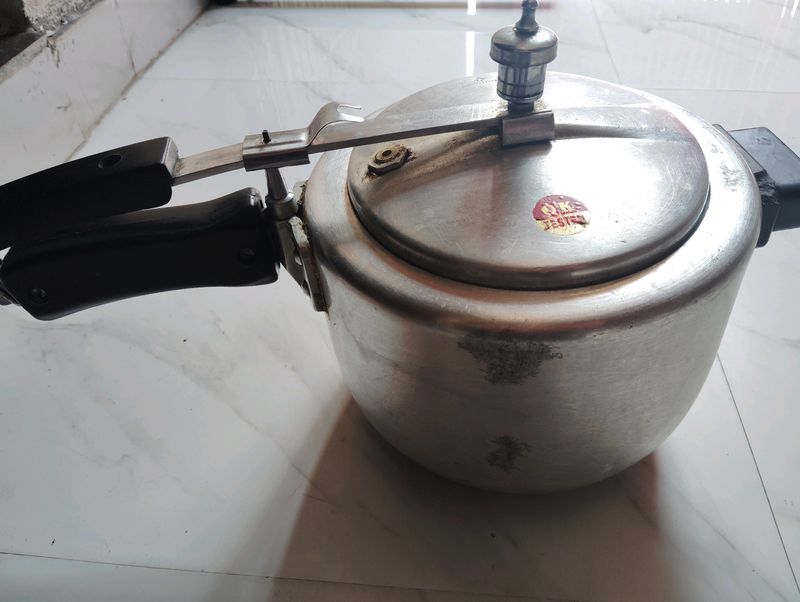 Silver Pressure Cooker 5 Litre