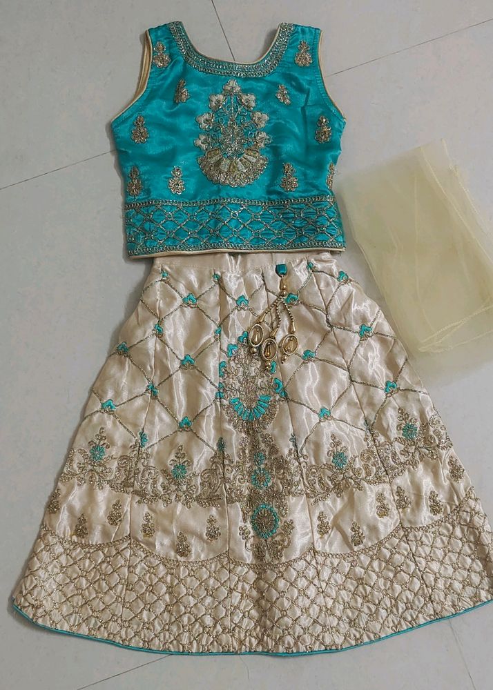 Girls Lehenga...