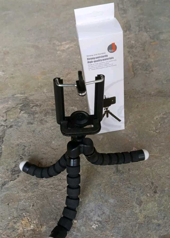 Portable Mini Octopus Tripod Stand with Phone Hold