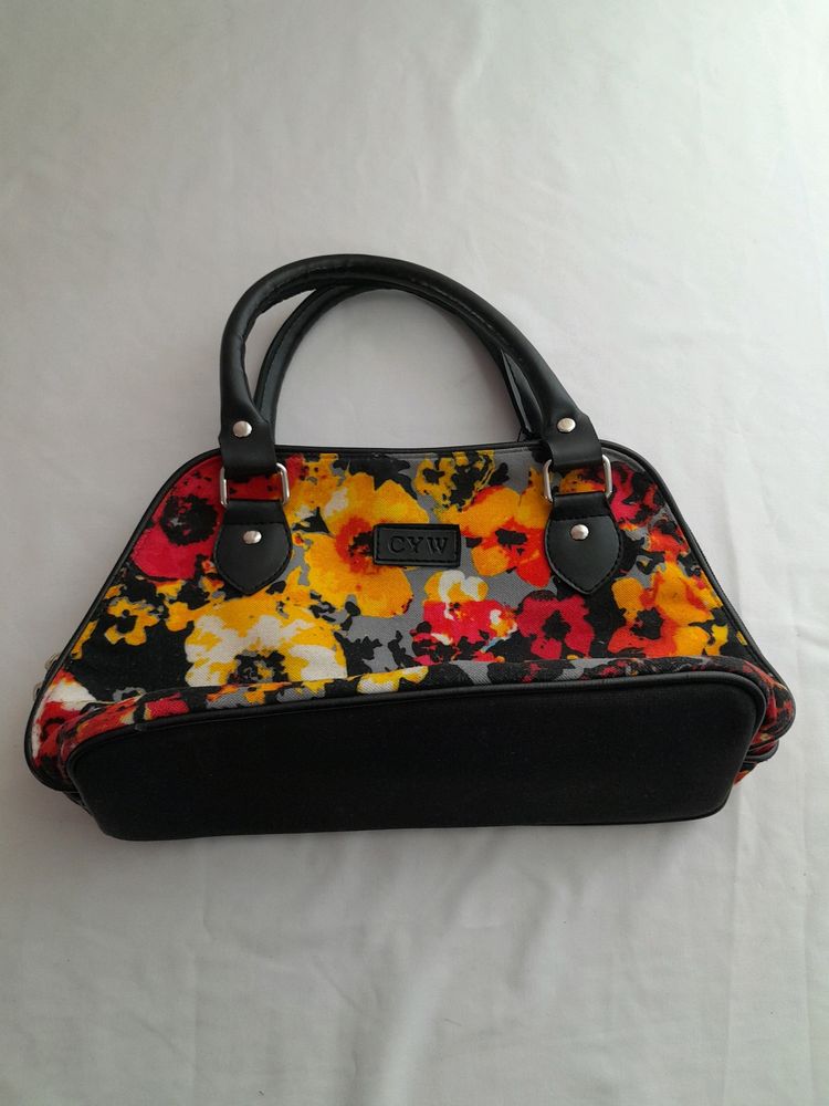 Multicolor Casual Hand Bag (Women's)