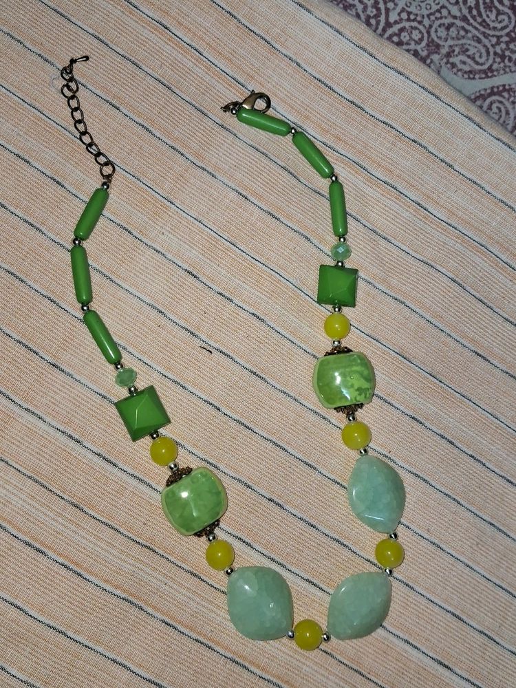 Green Marble Beautiful Neckpiece.