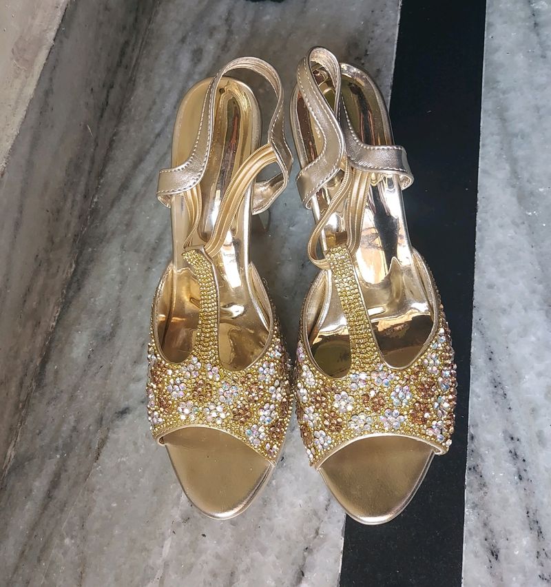 Party Wear Golden Heels.