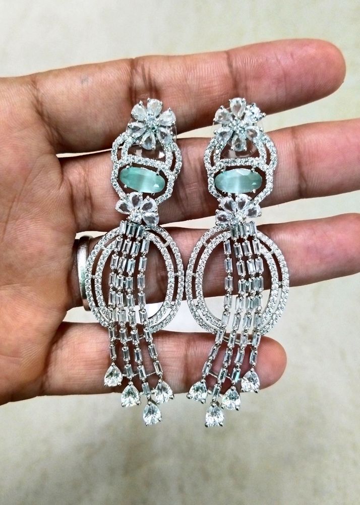 ♥️ Offer Price ♥️A D Earings