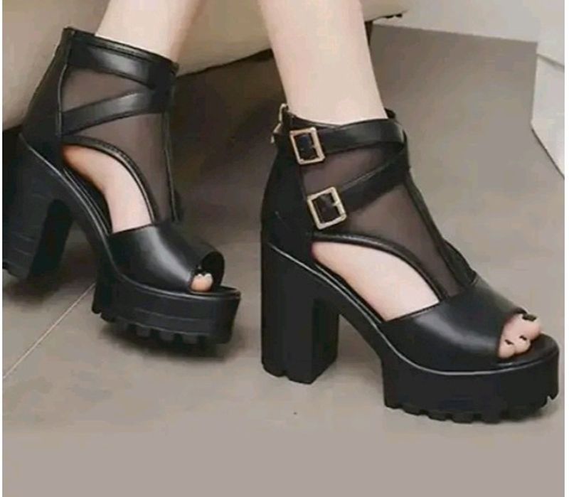 Black Heel