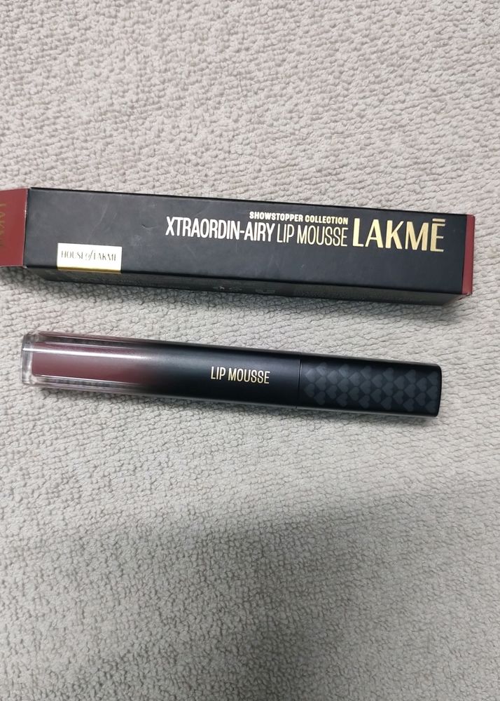 Lakme Xtra ordinary Lip Mousse