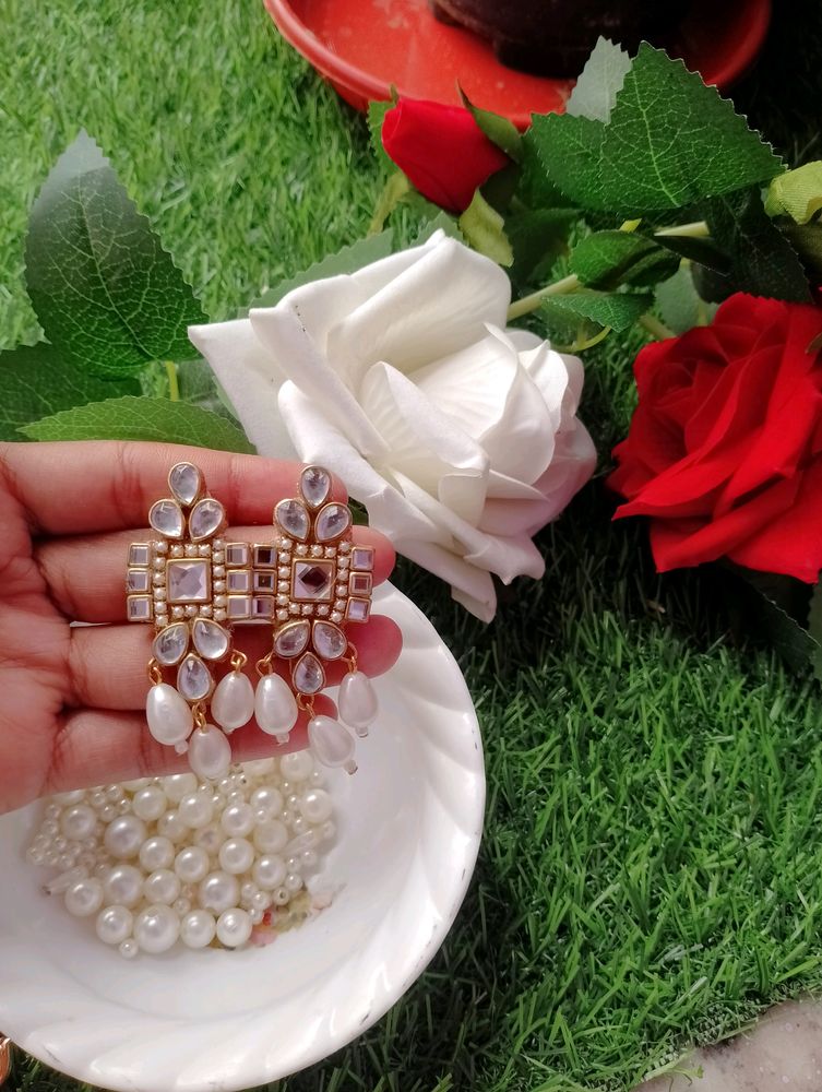 Beautiful Kundan Earrings