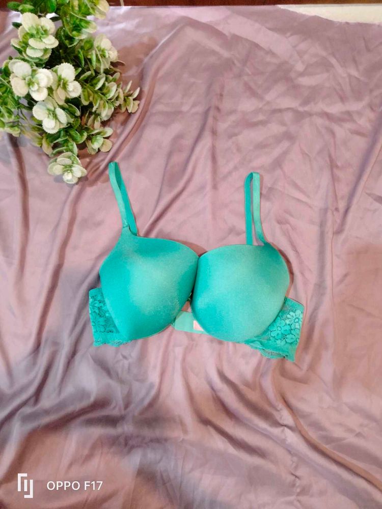 Victoria Secret Fancy Bra