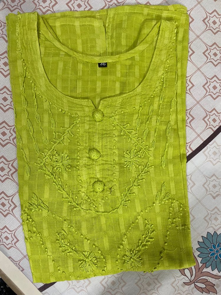 Lakhnavi Green Short Kurta