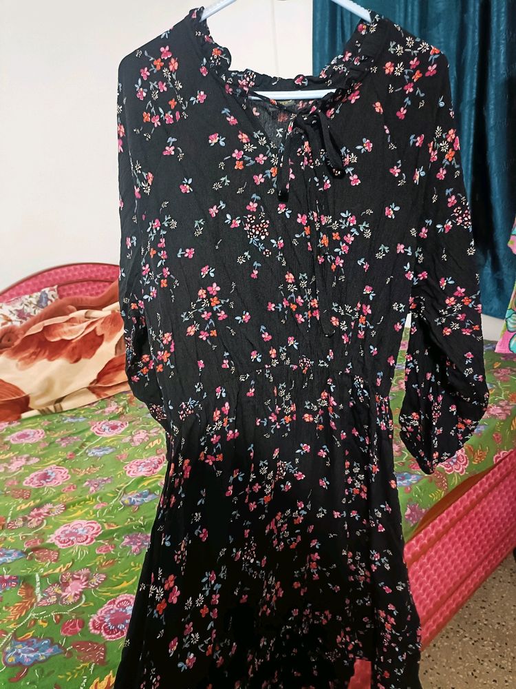 Pretty Floral Printed Cotton Dress