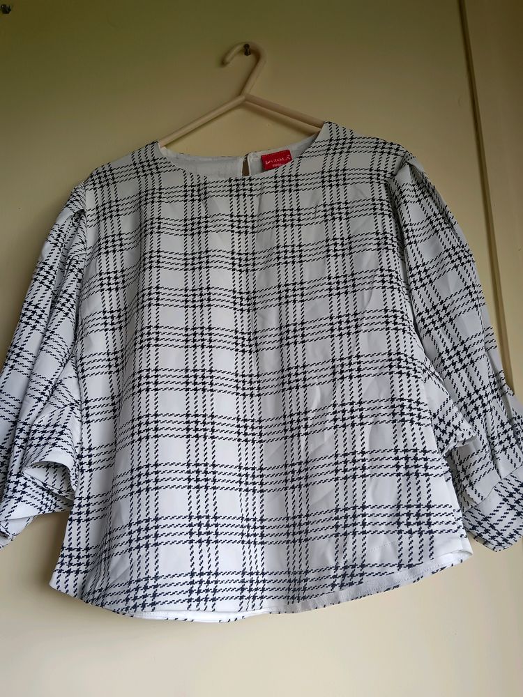 Jersey Crepe Top Boat Neck Size Small