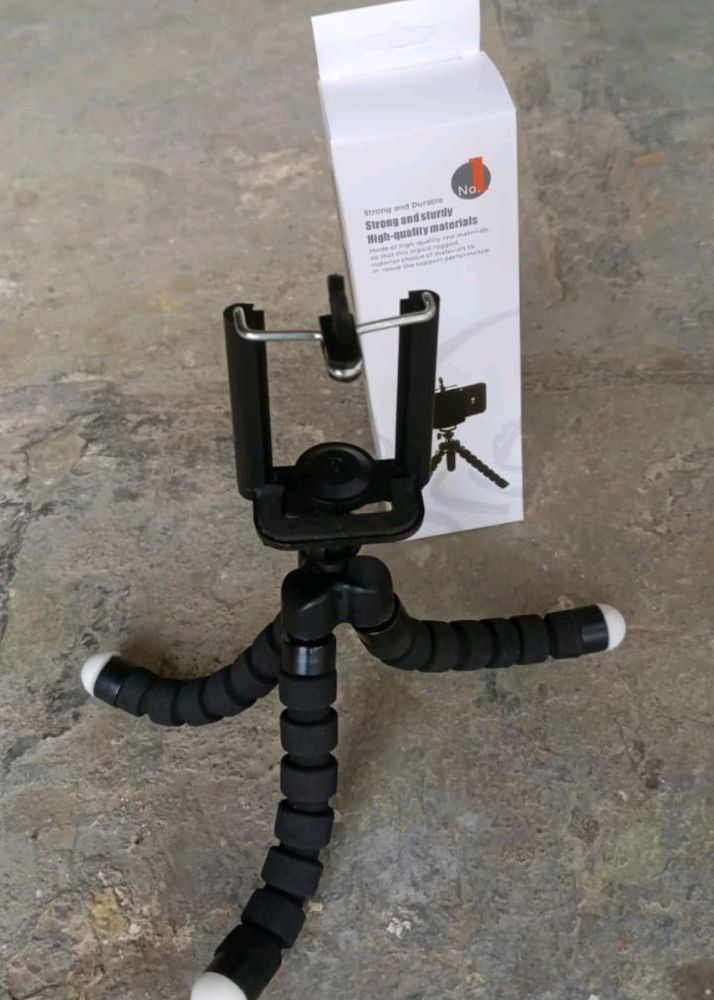 portable octopus tripod stand