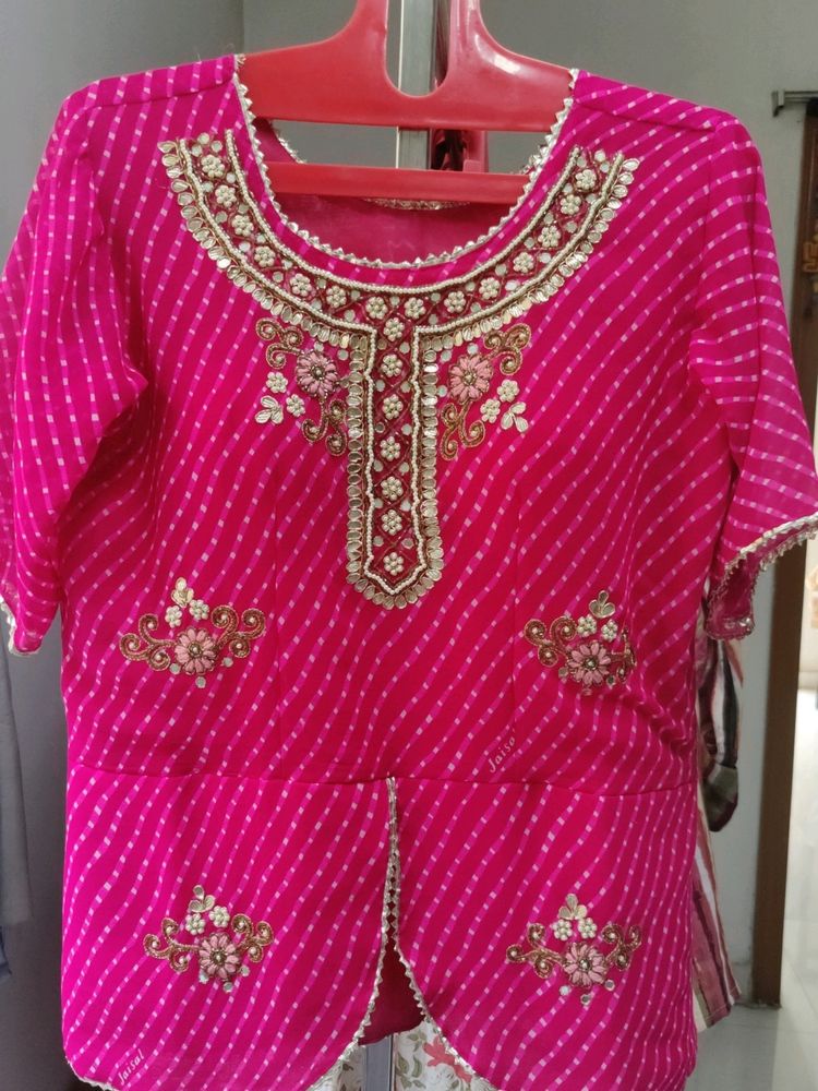 Lahariya Beautiful Peplum With Embroidery