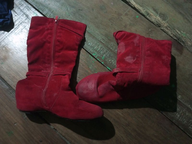 It's A Women Red Boot