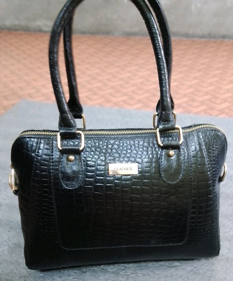 Leather Leadish Bag