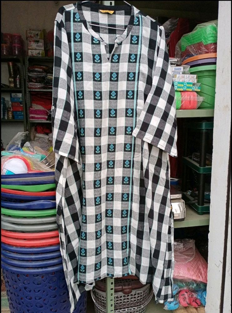 Plus Size Checkered Kurti 🎲