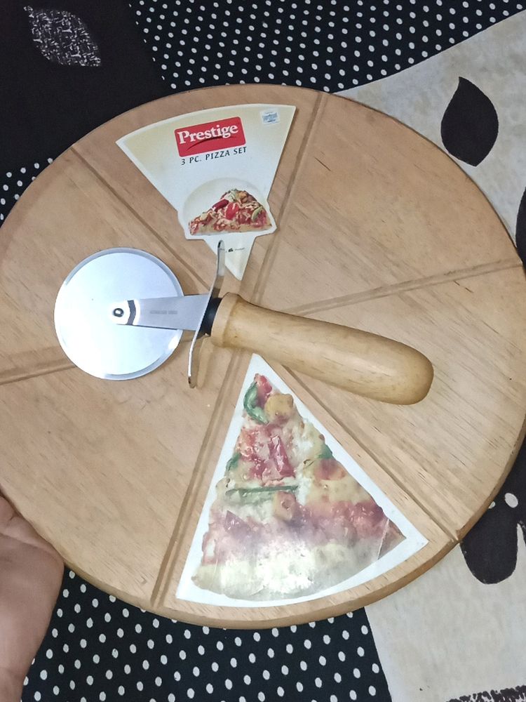 😯❤️PIZZA 🍕WOODEN BOARD & CUTTER