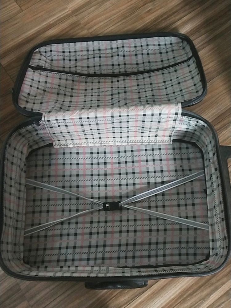 Trolley Bag Good Condition