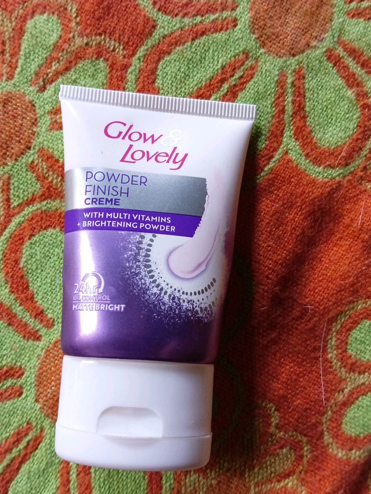 Glow And Lovely Powder Finish Cream