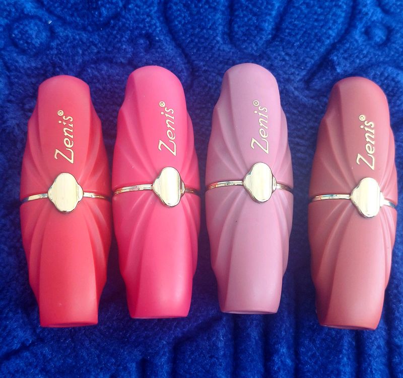 Pack Of 4 Lipstick