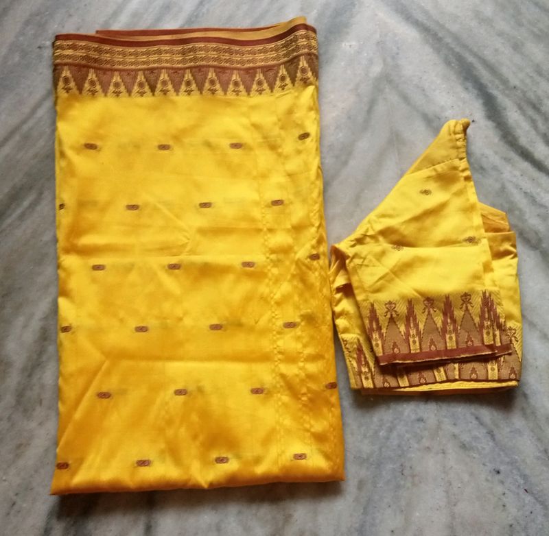 Silk Saree With Blouse