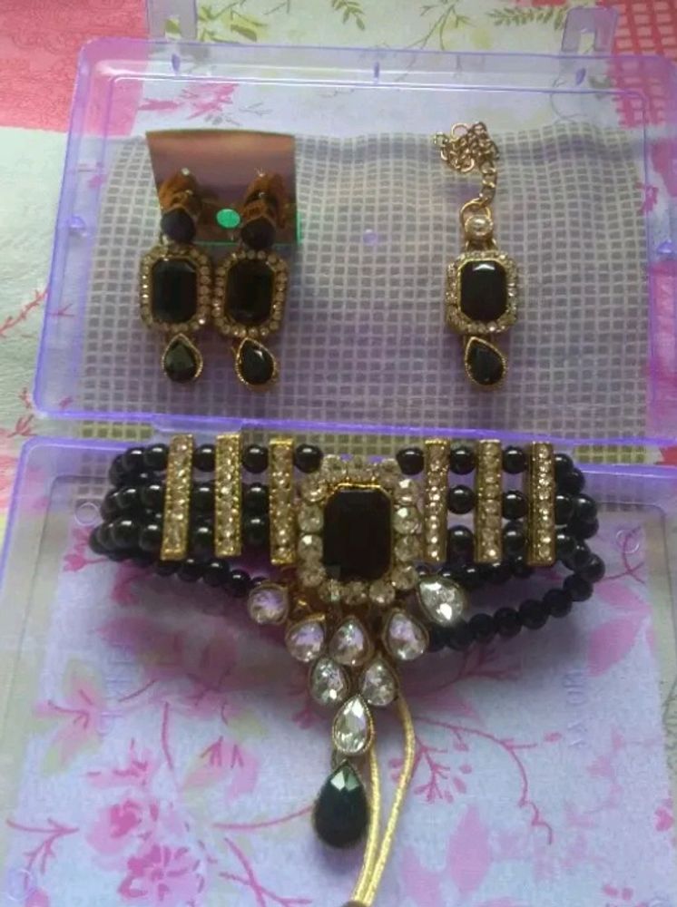 Fancy Jewellery Set - Black