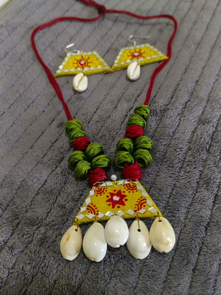 Yellow Necklace Set