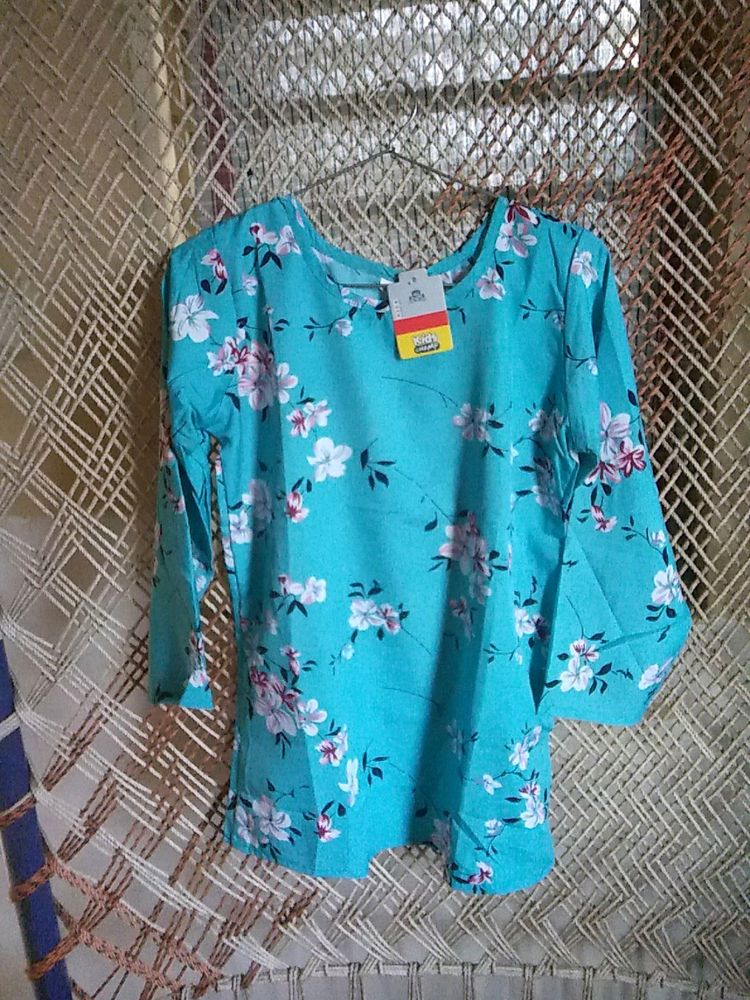 Bleu Top M Size