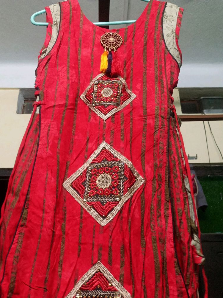 ETHNIC LONG GOWN