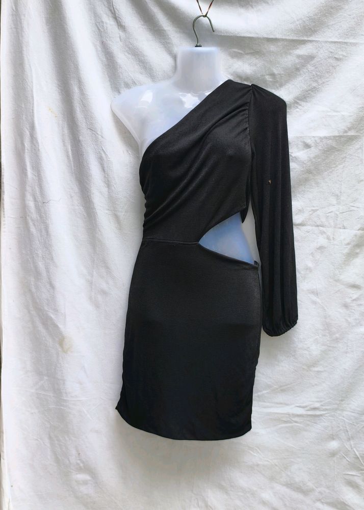 I. SEXY BLACK ONE SIDED BODYCON